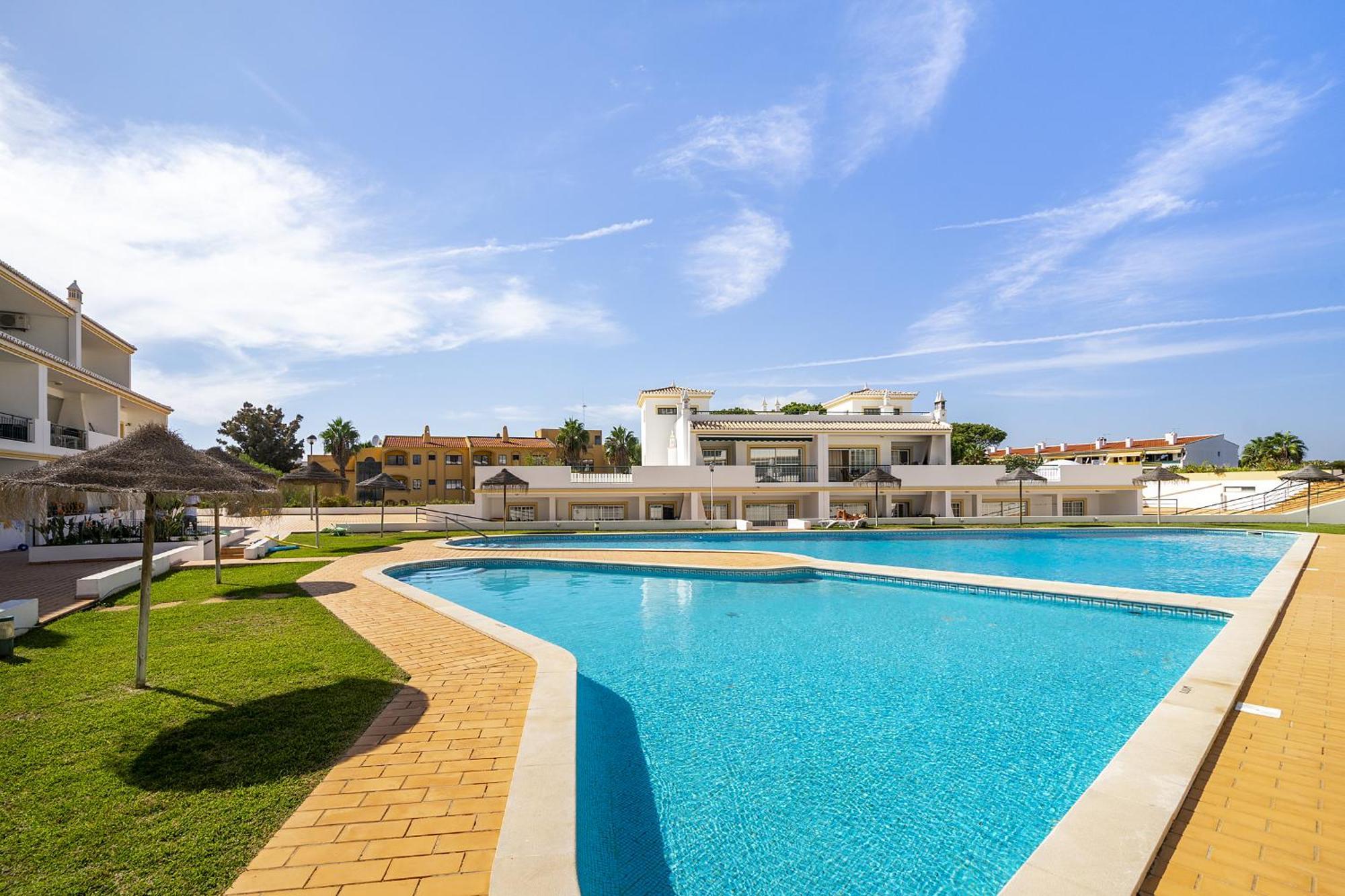 Vilamoura - Cozy And Quiet Holiday Apartment エクステリア 写真